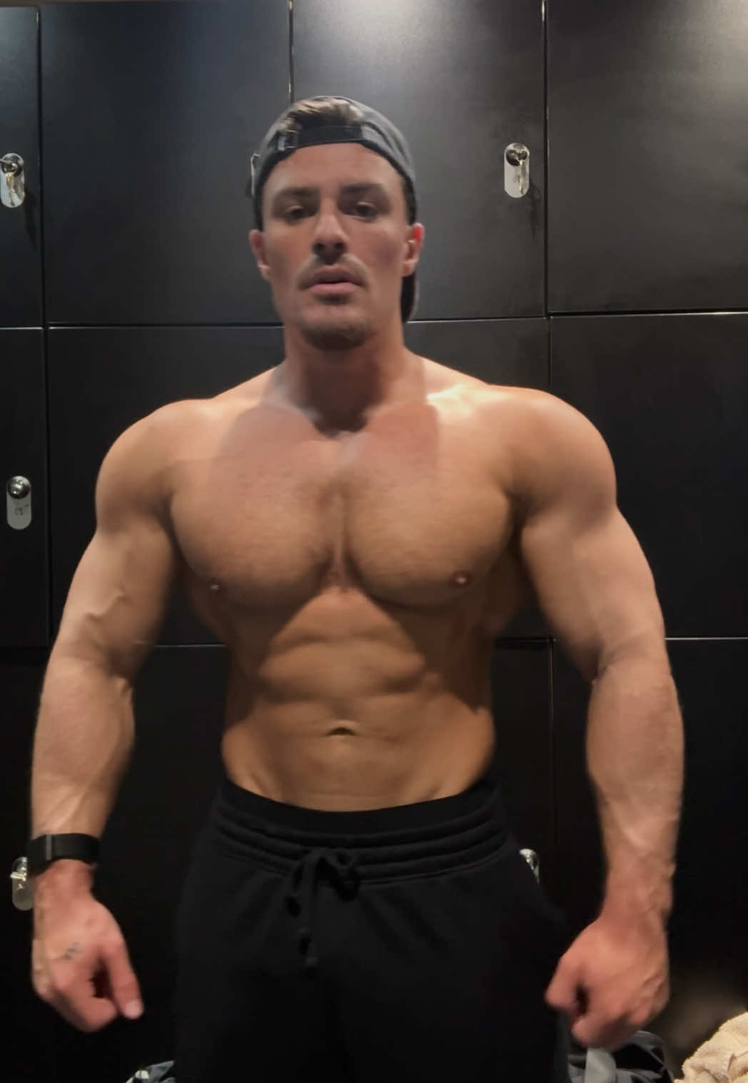 We stay grinding #gym #bodybuilding #Fitness 