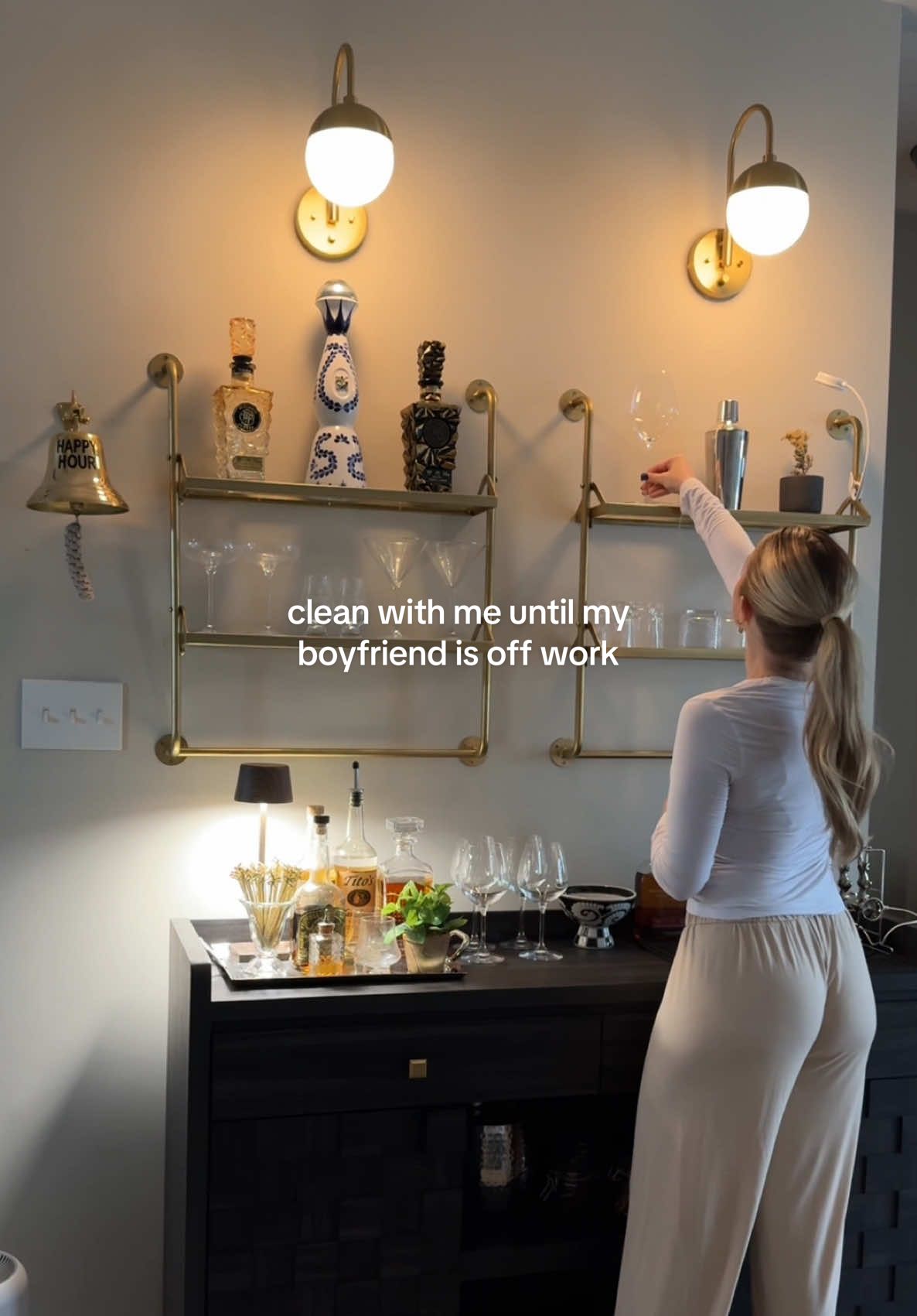 and now I earned GG 😮‍💨🍂☕️ HAPPY MONDAY & FIRST DAY OF FALL BEAUTIFUL B’s!!! busy week ahead but so excited! #resetwithme #cleanwithme #cleaningmotivation #firstdayoffall #resetday @LEGO @simplehuman @Lulus 