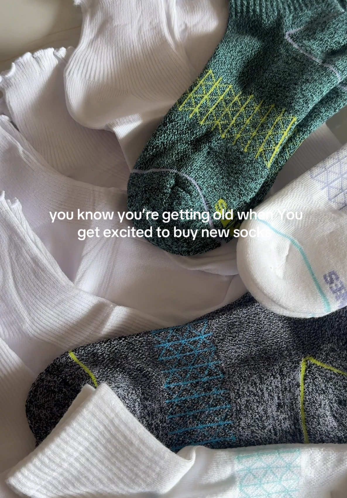 when you get excited over new socks >>>>> #hanes #rufflesocks #bomkintasocks #fallsocks #tiktokshopcreatorpicks 
