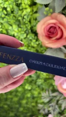 Vamos testar as canetas delineadoras da linha da branca de neve com a fenzza  #fenzzamakeup #brancadeneve #brancadeneveliveaction #viraltiktok 