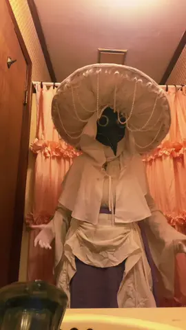 A patient fakes an illness for attention