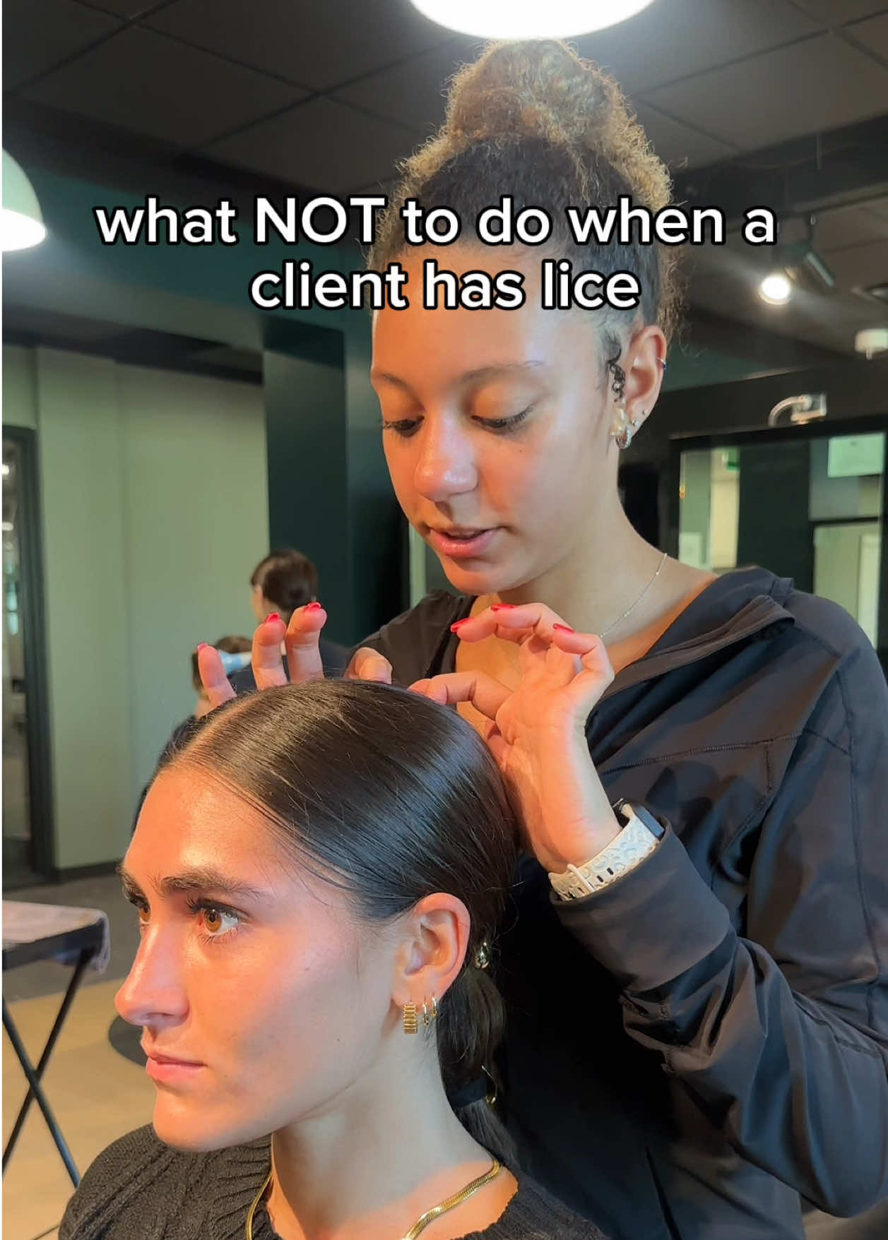 ‼️what NOT to do when a client has lice‼️ // YouTube – Lucy_Seitz #lice #salonservices #cosmetologyschool #cosmetology #hairstylist #hairtok #cosmetologystudent #hairschool #headlice #relatable #cosmetologytiktok - Alanna j - 