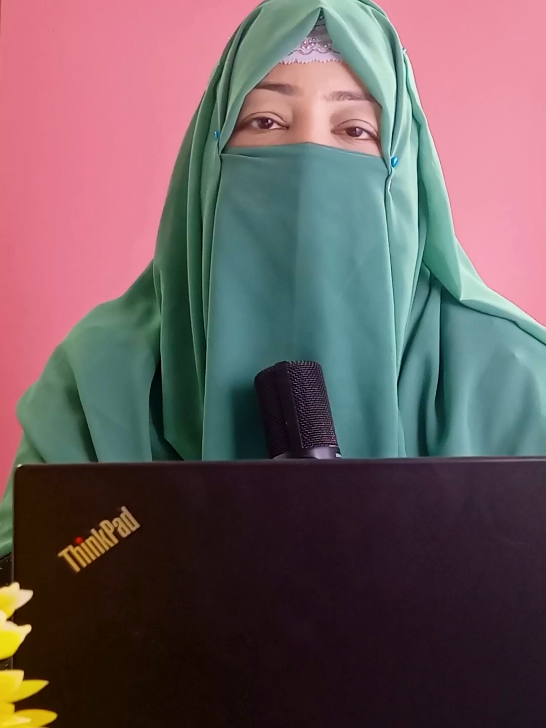 Aliza Sana Assalam o Alaikum 🌸 Girl rishta available from Karachi. 23 years old, F.A. in Education, Muslim Sunni, belongs to a simple and respectable family. Family-oriented and decent. Serious families can DM for details. #AsaanRishta #Shaadi #GirlMarriageProposal #Sunni #Karachi #Sindhi #Single