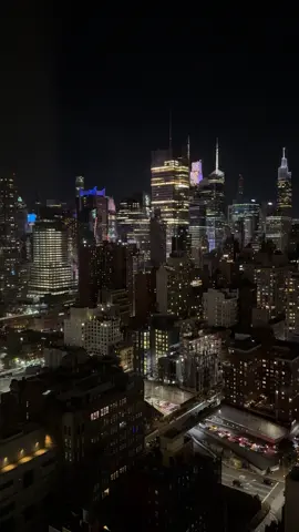 NYC   🗽 11:37pm #newyork #viral #trending #travel #foryoupage 