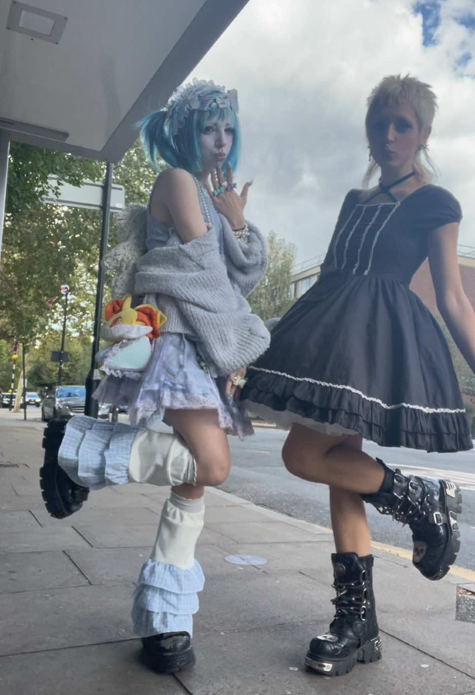 cutesy outfits with @dora!☆♪ #harajukufashion #kawaiifashion #fitcheck #jfashion #decorakei 