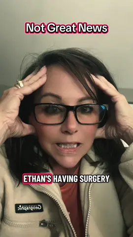 I’ll try to hop on when I can but it’s a 6 week recovery with therapy twice a week 😳😳😳😳😱😱😱😱 I will be doing some offline colouring for my own sanity, so keep your eye open for a few YouTube vids. #livestreaming #colortok #coloring 