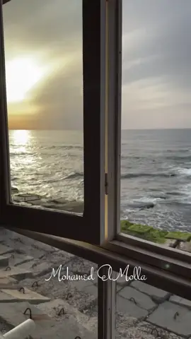 في حدا كدا  #فارس_قطرية #كلام_من_القلب #اشعاروقصايد #حب #راديو 