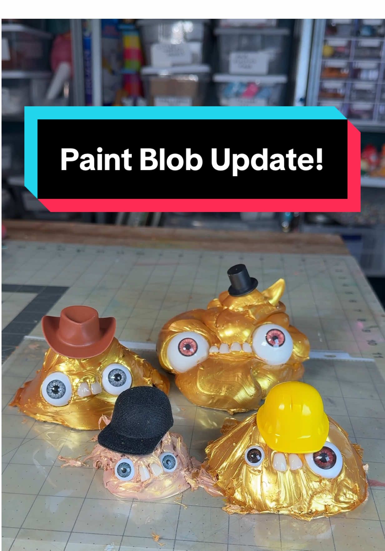 Gold Paint Blob Update: Scooping the third paint blob to make a fourth. #nickpainting #paint #artsandcrafts #blob 