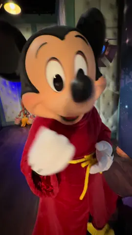 Disney ears are the cutest #disneyland #funny #prank #meme #disneyadult Disneyland  vlog 