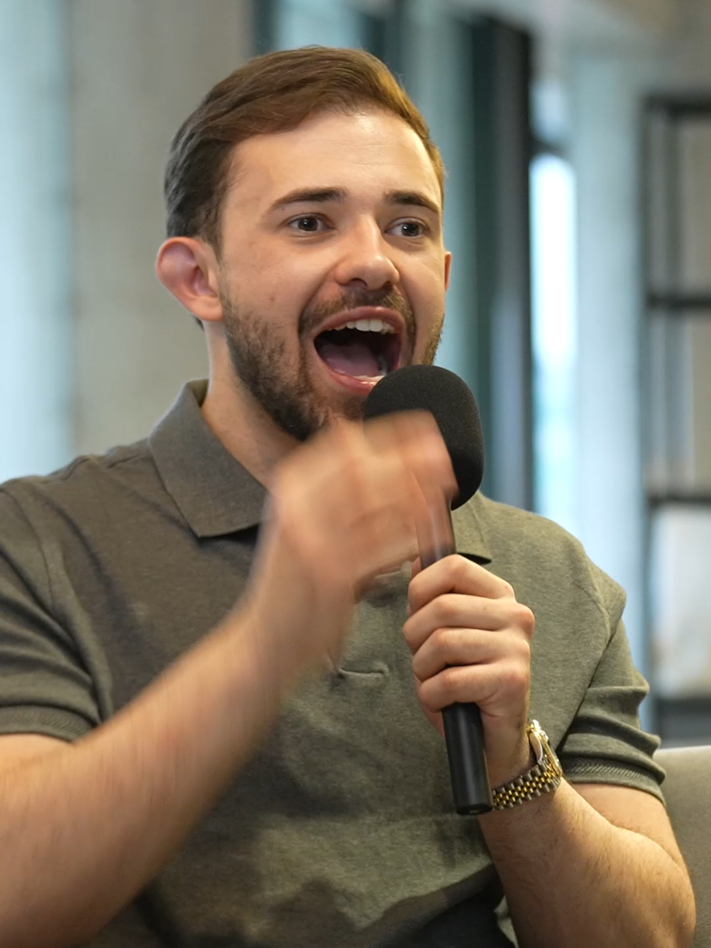 anda a tomar un cafe a lugares millonarios ☕💸 . #Lifestyle #dinero #money #argentina #tinomossu 