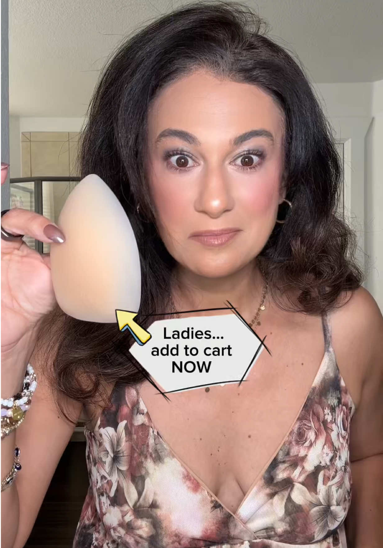 I didn’t know I needed these until I tried them, and now I’m obsessed. 😍 These CAKES sticky inserts are literally a game-changer for all my deep vee tops and swimsuits. The fact that they’re sticky not icky (yes, that’s a thing) makes them so comfy, and the silicone inserts feel so seamless under everything.  Also, can we talk about how they’re reusable?! I’ve been rotating these triangle ones under all my tricky necklines, and they just WORK. No more stressing about coverage with flowy dresses or swim. 🙌  If you’ve been looking for something that actually stays put and feels good, these cakes sticky inserts are IT. ✨ #stickyinserts #cakesbody #stickybra #fashionhacks #boobify @CAKES Body 