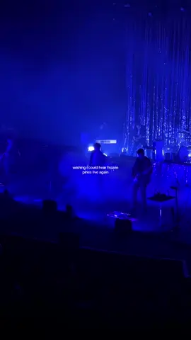 i was IN AWE  tw: flashing lights #lordhuron #lordhuronlive #frozenpines #strangetrails #thecosmicselectorvol1 