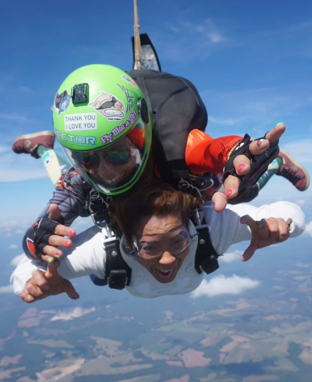 Solo tenemos una vida y hay que vivirla mi segundo salto fue maravilloso !!!