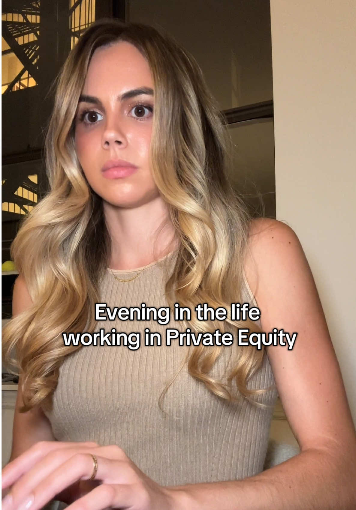 Spend the evening with me working in private equity in NYC🍎 @OBAGI MEDICAL SKINCARE @LOFT @Ramy Brook  #privateequity #corporatelife #investmentbanking #eveningroutine 