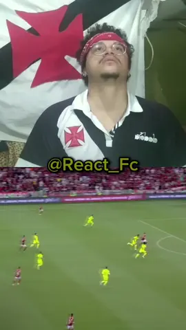 Reação do vascaíno com a derrota do palmeiras para o Flamengo 😂😂 #react  #flamengo  #brasileirao  #Palmeiras 