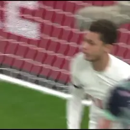 Fiz com meu lil bro na iskola🥵 #brennanjhonson #delealli #tottenhamhotspur #daleste #viral 