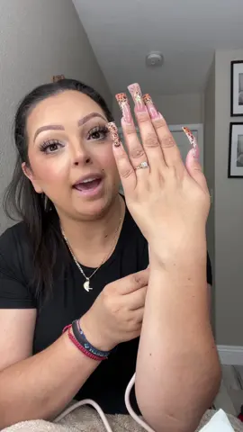 I love mini things! And it’s pink? Sold! 🩷 They do come in other colors.  @COSHARE US  #cosharehairdryer #coshareminihairdryer #highspeedhairdryer #coshare #itseliromero 