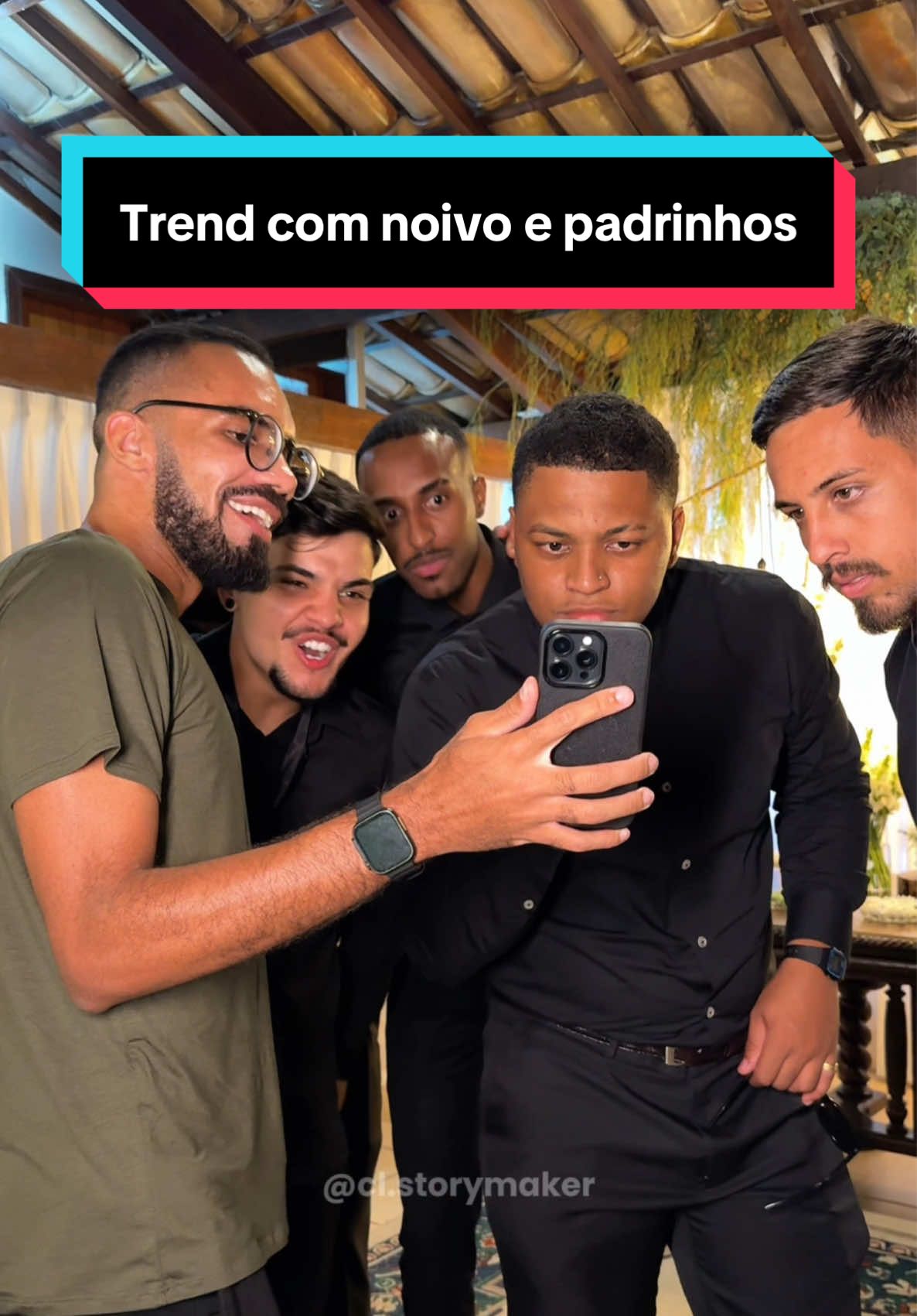 já salva e manda pros seus padrinhos 😎 #trend #noivo #padrinhos #storymaker #fy 