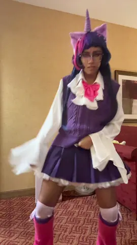 sparkle dash dwerk idfk LOL #mylittlepony #twilightsparkle #fyp #labubudubaichocolate #cosplay 