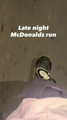 golden arches be hittin #mcdonalds #latenightsnack 