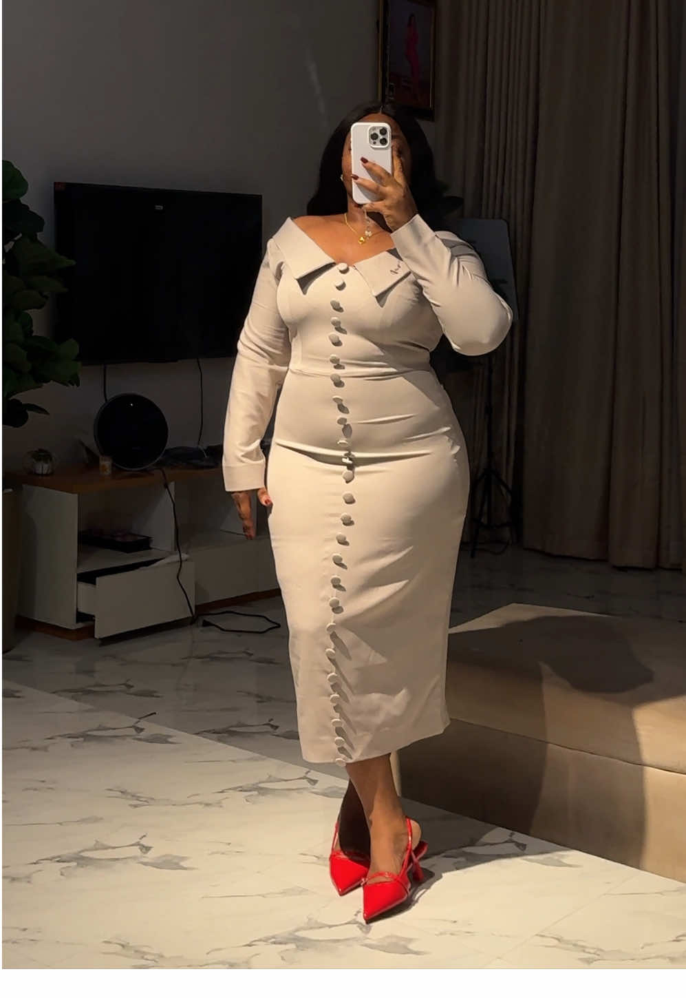 New in✨ Available to order in different sizes and colors #OOTD #outfitinspo #dress #ootdinspiration #officeoutfit 