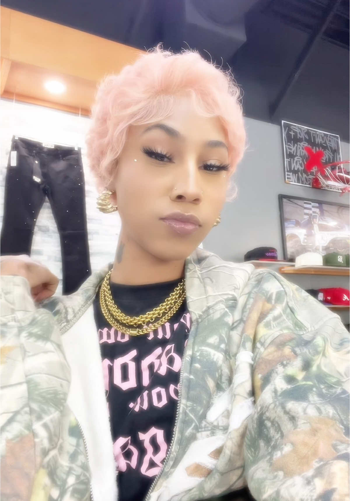 I think rose gold is my color 😭🤭