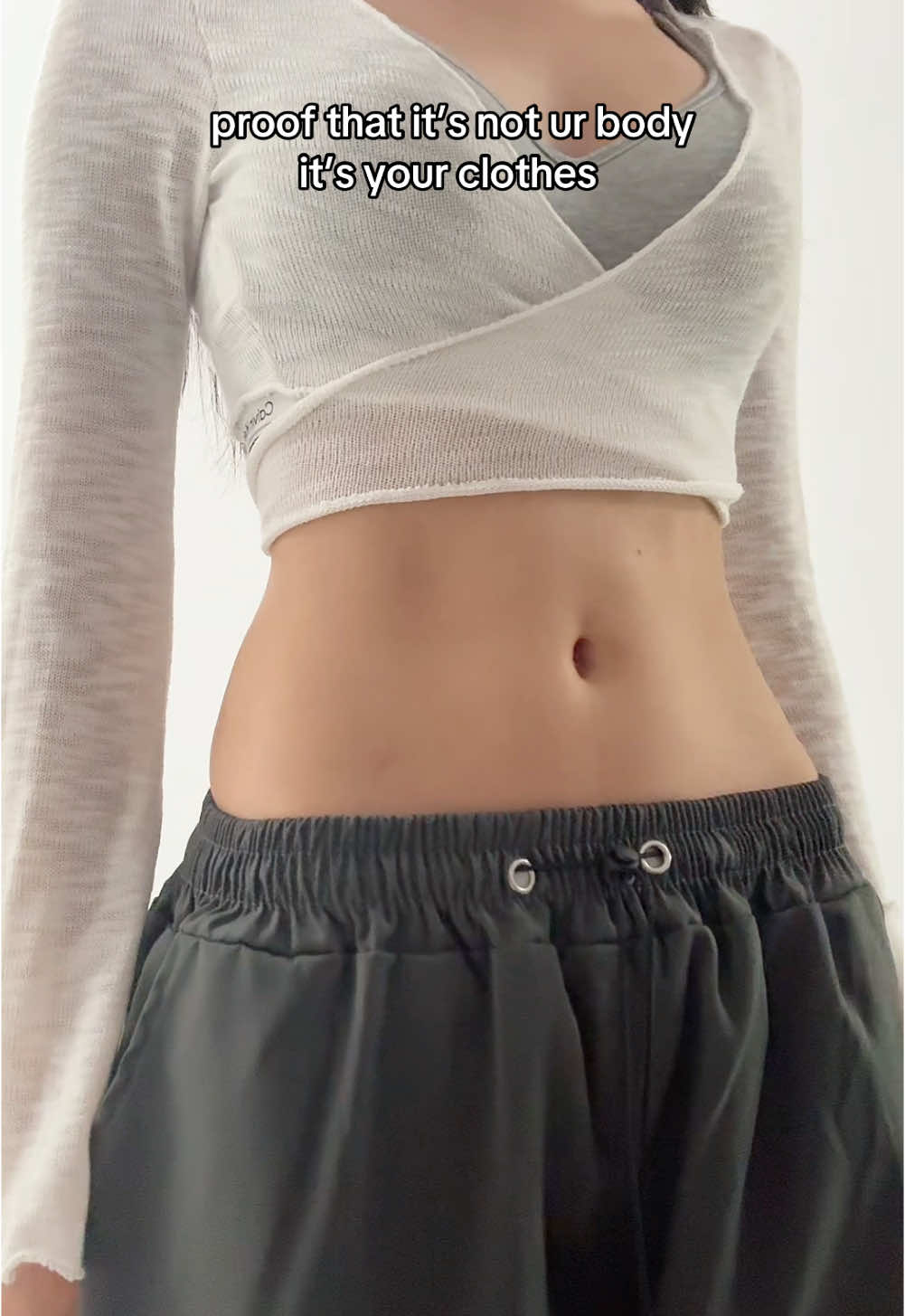 low rise never fails >> #hourglassabs #daisykeech #lowrise #workoutmotivation #relatable #workoutinspiration #creatorsearchinsight #fyp #viral  