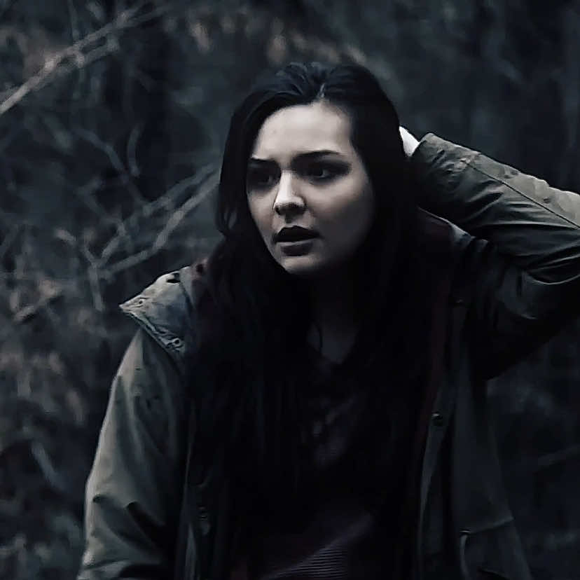 “Why do you like Lydia so much?” She was raised with a brutal ideology that trained her to suppress her emotions and survive by “becoming one of the walkers” which gave her instant internal conflict: loyalty to her horrific mother while wanting a normal human connection. When she joins the main group she’s first a captive, then an outsider, then blamed for her mother’s actions while just trying to find a place to belong. She had to make a choice to overcome her fear and loyalty/attachment to her mother and her people for the better of herself. She proves that despite someone living their whole life under someone’s cruelty, it’s still possible to unlearn violence and choose a better path. I could keep going but I’ll cut it short here | scenepack dixonspacks | #twd #thewalkingdead #lydiatwd #twdedit #rickgrimes 