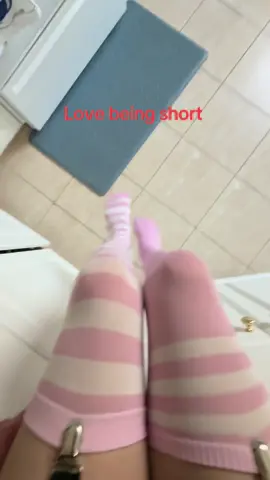 Snuck out of my room to record this #femboy #femboytiktok #femboythighs #shortpeople #femboyz 