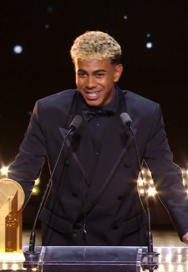 Lamine Yamal Winning Kopa Trophy🤩 #yamal #barcelona #ballondor #football 