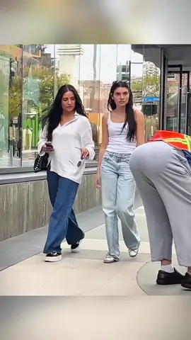 #fart #fartprank #foryou #fypシ  #prank 