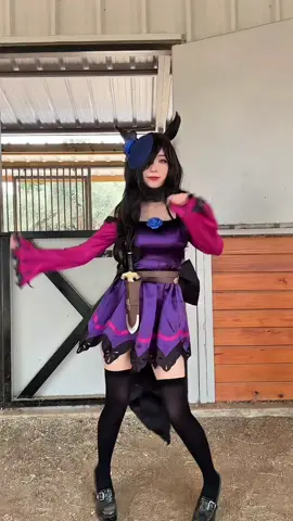 Emiru cosplaying rice shower from Norafawn & Zander_smalls umamusume event #emiru #fyp #cosplayer #umamusume 