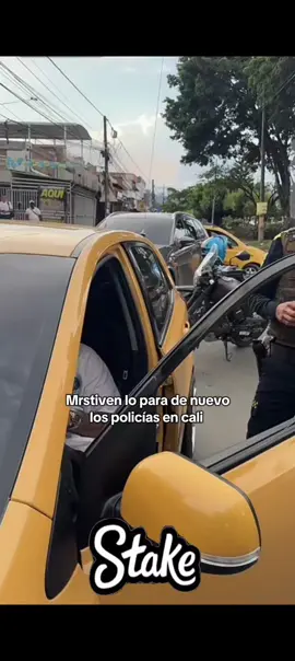 Mrstiven lo para de nuevo los policías #mrstiventc #mrstiven #stiven #fyp #paratiiii 