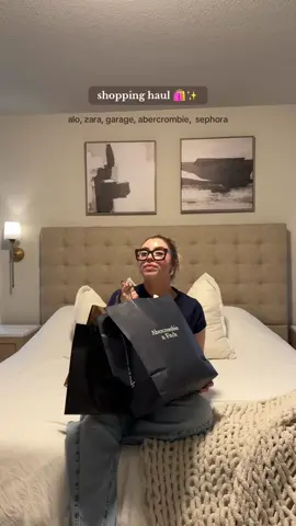 @abercrombie @Garage Clothing @ZARA @SEPHORA @alo 