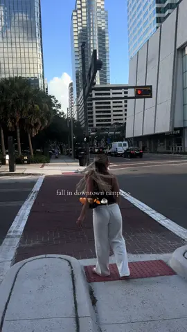 outfit linked in my showcase 🙃 #tampaflorida #tiktokshop #whitejeans #edikted #falloutfitinspo 