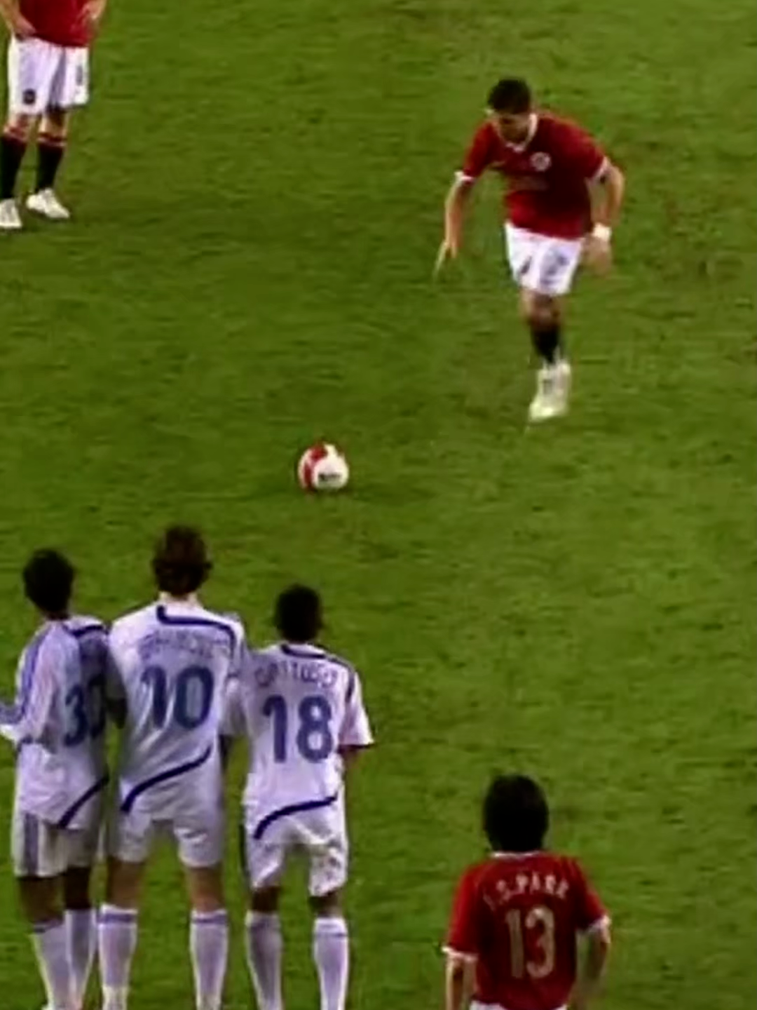 MANCHESTER UNITED X EUROPA XI EM 2007! #manchesterunited #cristianoronaldo #cr7 #rooney #scholes #ibrahimovic #pirlo #gerrard #ronaldinho #beckham #europa #uefa #eafc #championsleague