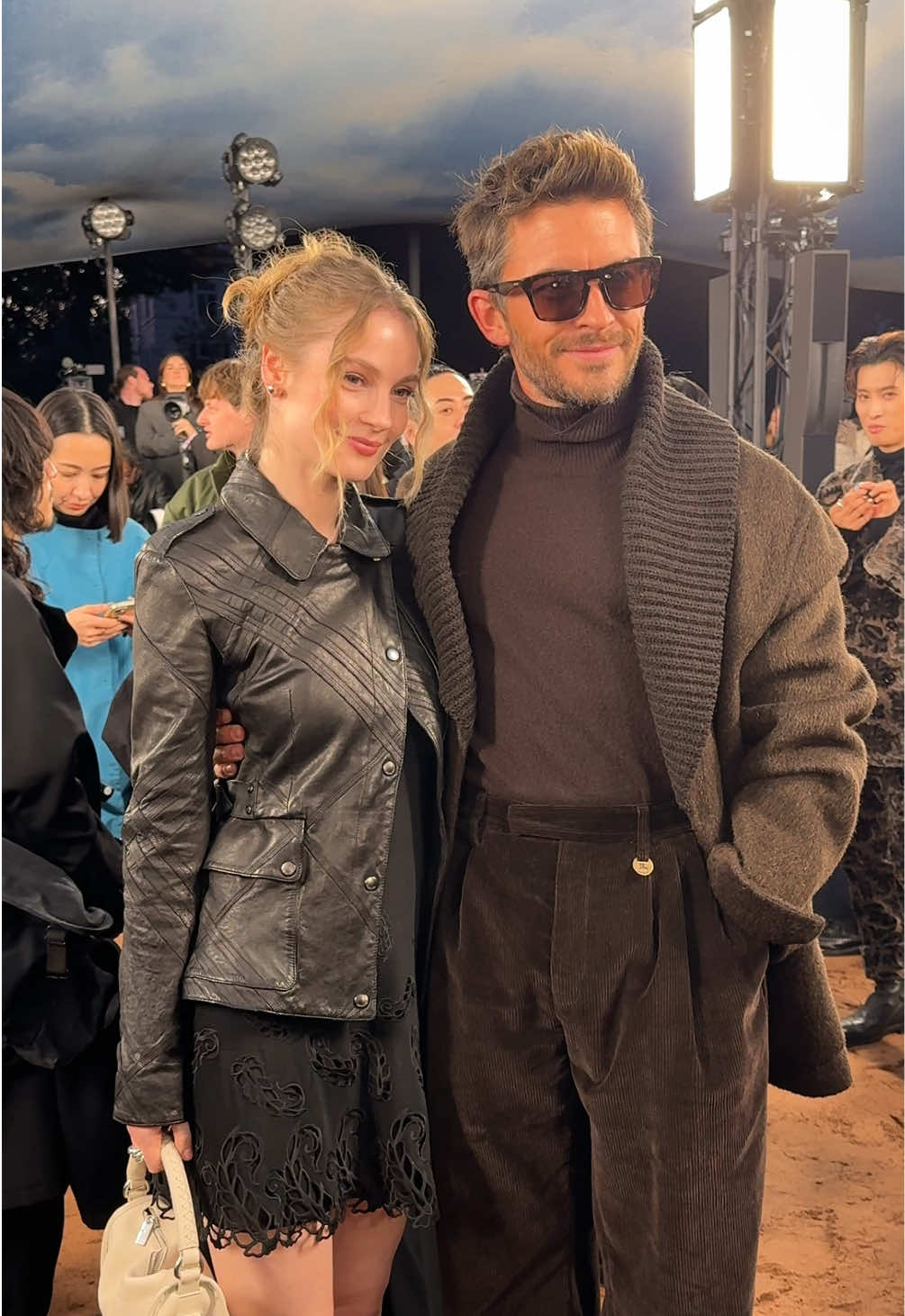 #jonathanbailey #hannahdodd #bridgerton #burberry #TikTokFashion 