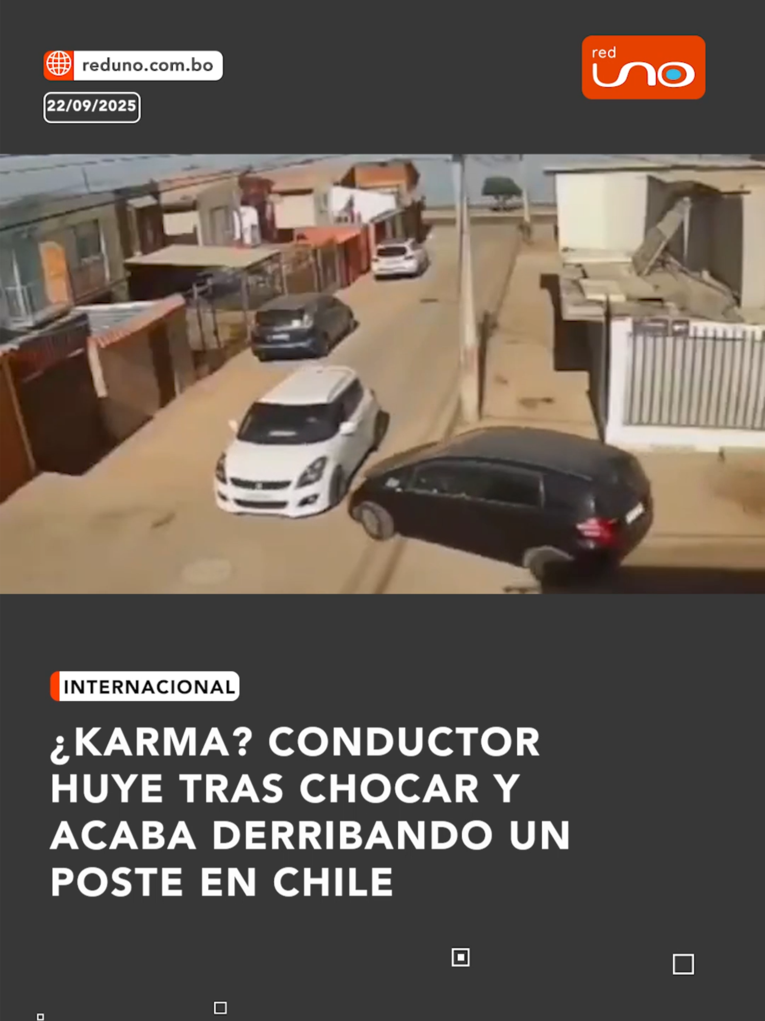 #Internacional | ¿Karma? Conductor imprudente provoca un choque en Chile, huye y termina estrellado contra un poste. Un perro que pasaba por la zona se salvó de milagro.. ▶️ Más información en: www.reduno.com.bo #RedUno #RedUnoDigital #Notivisión #Chile #Accidente #Viral #Noticias