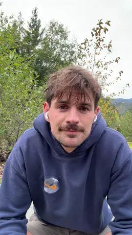 Fit for a dog walk. #OOTD 