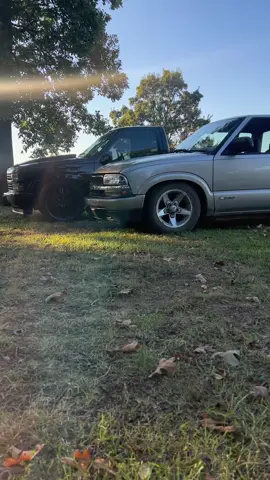 Low and slow #foryou #fyp #lowrider #c1500 #chevys10 