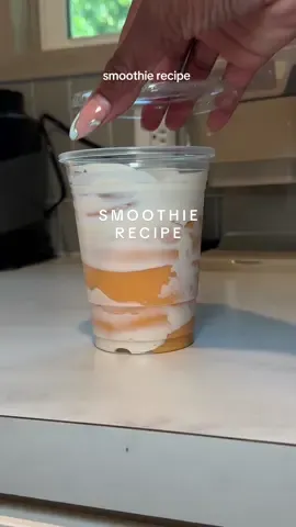 10/10 so freaking good !!  • • • • recipe below 👇🏾  2 cups of frozen mango  1 cup guava juice  1 tbsp white chocolate  1/2 tablespoon of coconut cream  #smoothie #smoothierecipe #smoothieathome #smoothies #smoothietok 