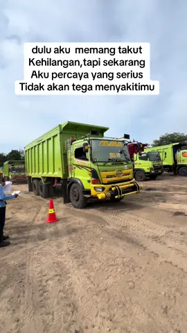 tulusku sudah disia2kan jdi lebih baik mundurr@Wayam @subar709 #sikuning💛 #765 #sioren🧡 #778 #fyp 