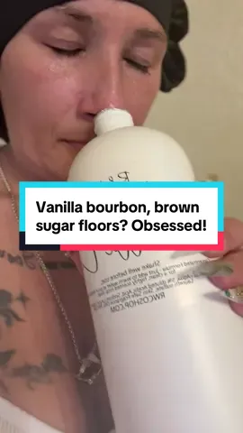 Vanilla Lux Mop Soap ✨ The ultimate fall cleaning vibe with notes of brown sugar, vanilla, bourbon, and patchouli, turn your whole home into a cozy, candle lit escape. ##vanillalux##fallcleaning##cozyhomevibes##mopsoap