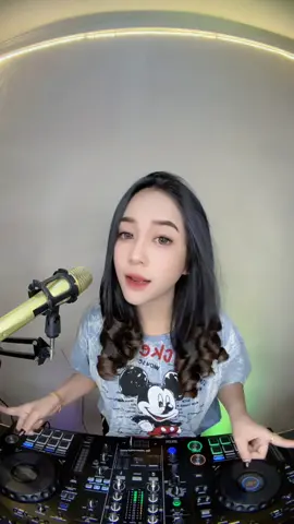 Spesial request @Ameliaa 