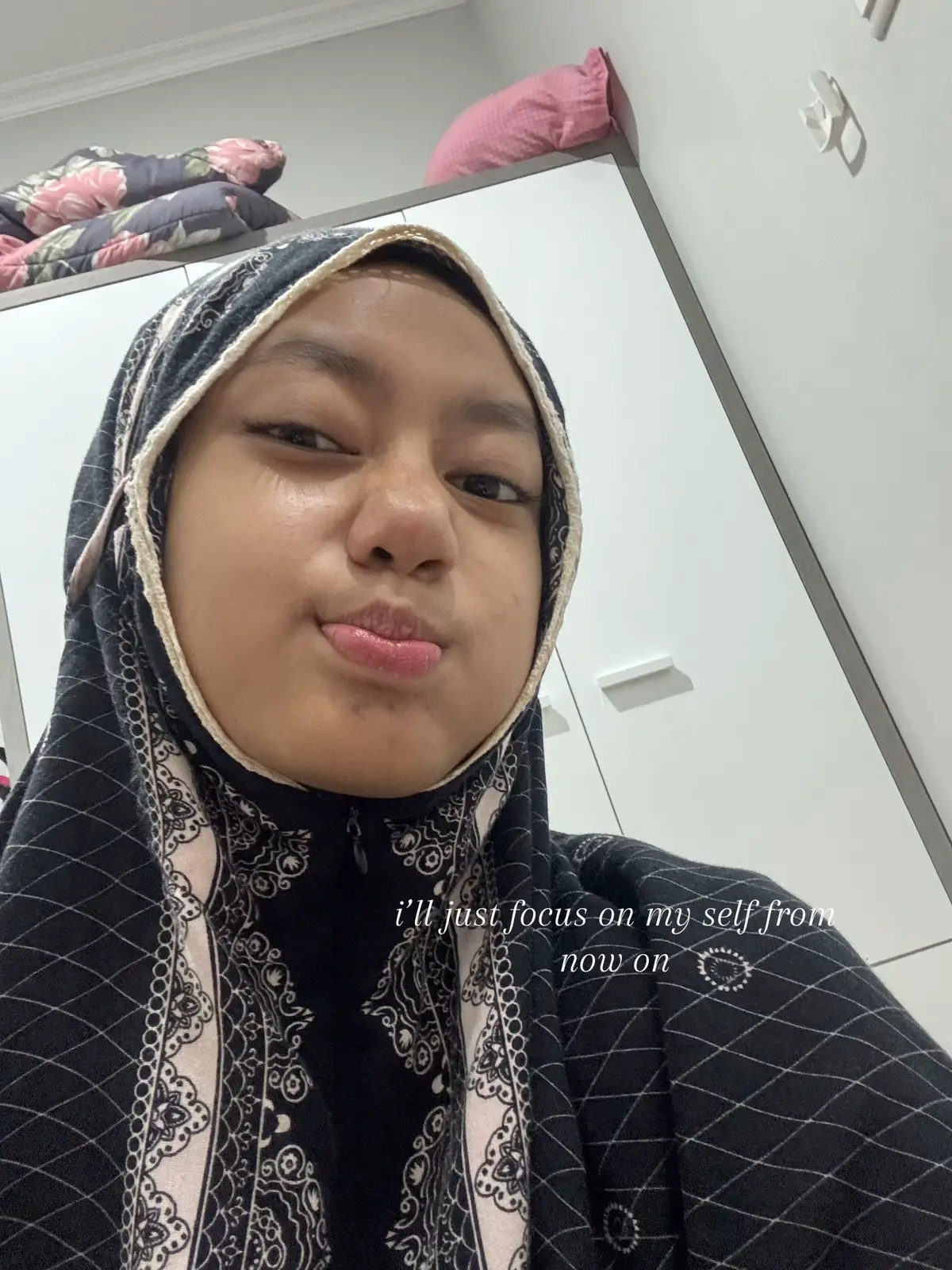 🙇🏻‍♀️🙇🏻‍♀️ #fyp #4u #trend #fotoslide #balpon #focusonyourself 