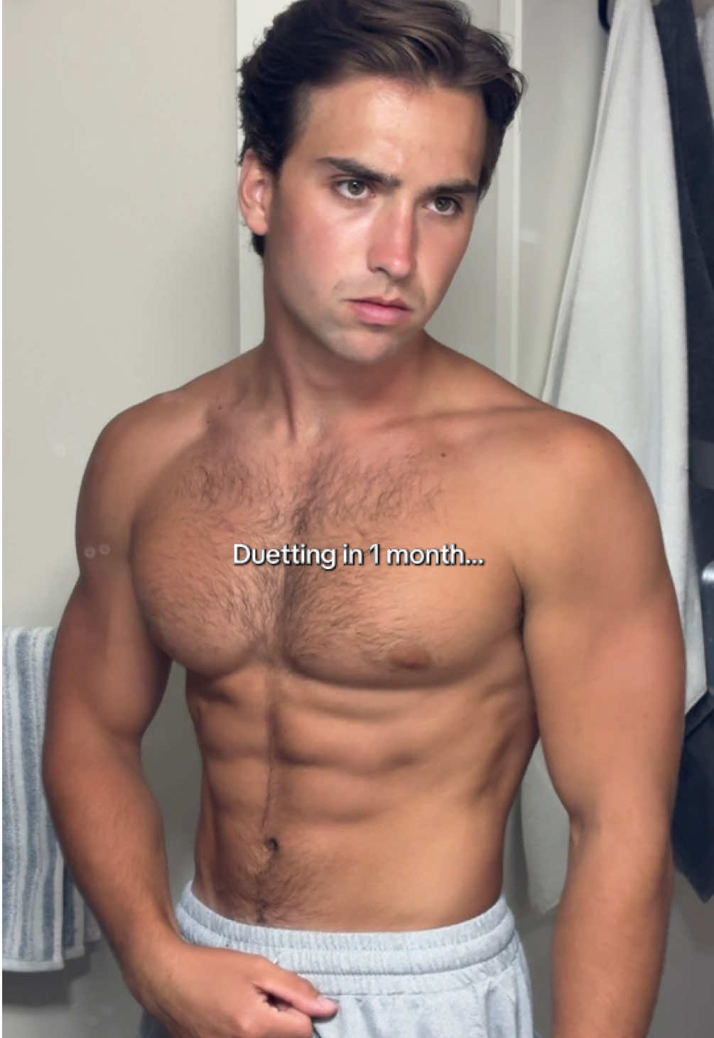 Give me a month and I’ll be peeled 🫵🏻✅🙏💪🏽 #foryou #Lifestyle #collegestudent #fau #Fitness 