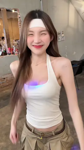ไฟอะไรม่วงๆ