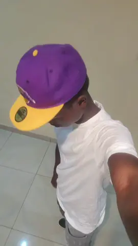 what the fuck  #lamano #himra @LaMano🚫🦵🏾 