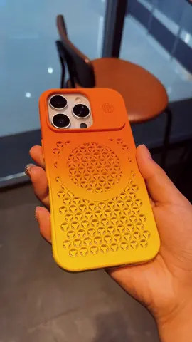 Yellow case #yellowphonecase #phonecase#iphonecase #case #bueatifulcase 