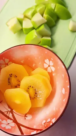 yayz..morning fruity juicy !#fyp #foryou #singapore #boredlife #fruits  ......